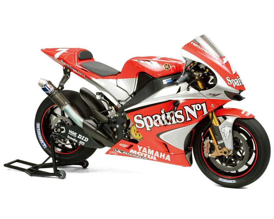 Tamiya 1/12 Yamaha Yzr-M1'04 #7 & #13 Motorcycle Model Kit