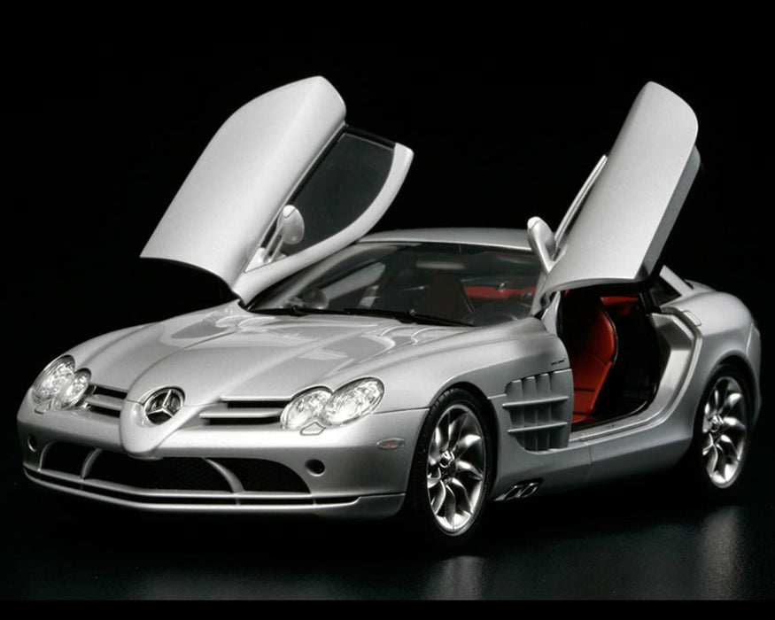 Tamiya 1/24 Mercedes-Benz SLR McLaren Model Kit