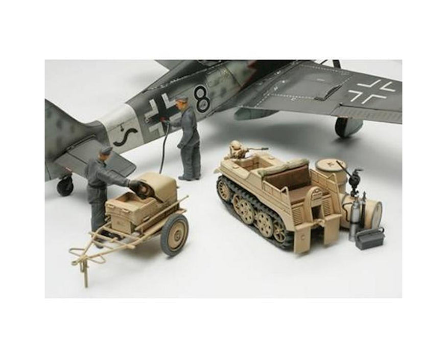 Tamiya 1/48 German Kettenkraftrad w/Aircraft Power Supply