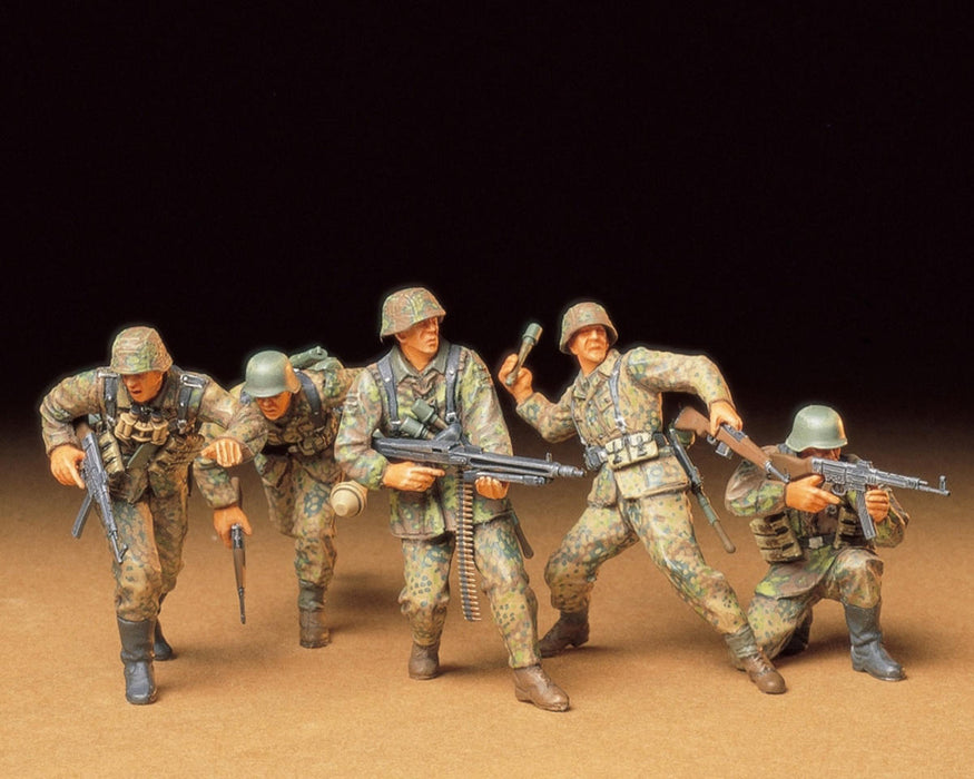 Tamiya 1/35 German Front-Line Infantrymen Figures (5)