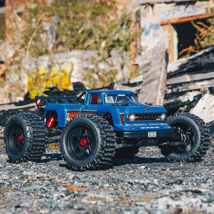 OUTCAST 4X4 4S BLX 1/10 Stunt Truck Bleu