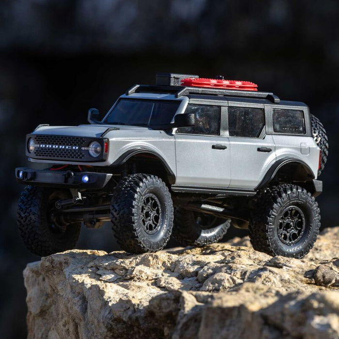 1/24 SCX24 2021 Ford Bronco 4WD camion RTR, gris 