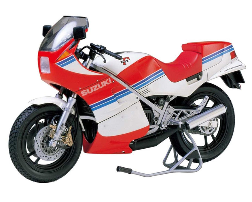 Tamiya 1983 Suzuki RG250 F "Options complètes" 1/12 Kit de modèle de moto