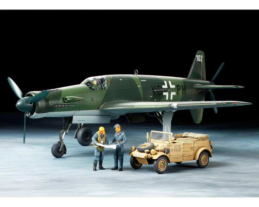 Tamiya 1/48 Dornier Do 335 Pfeil & Kubelwagen Type 82 Model Set