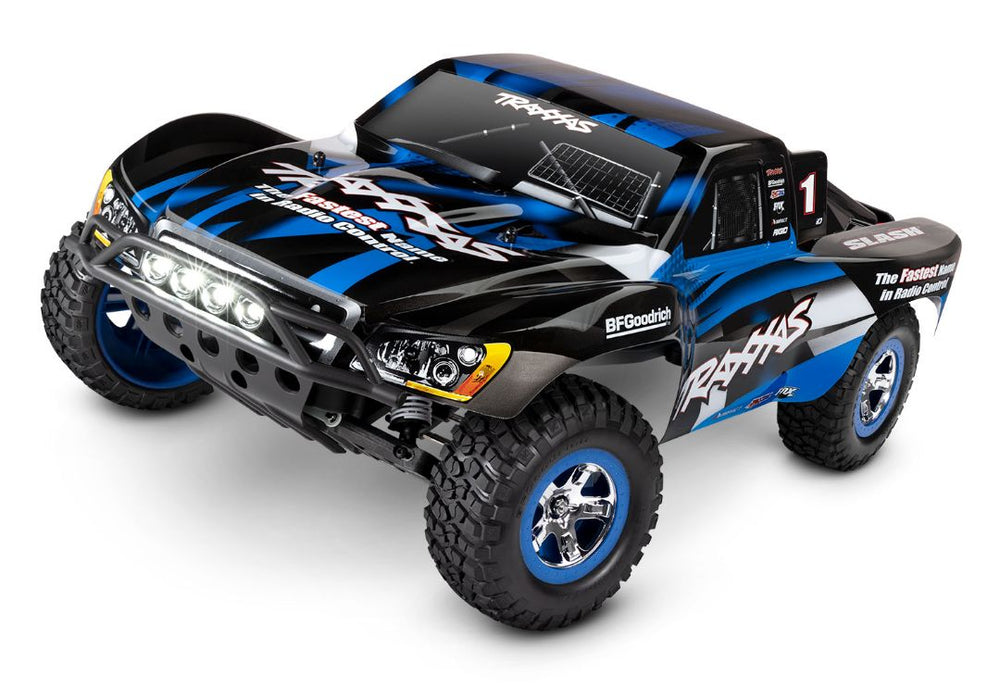 Traxxas Slash 2WD 1/10 RTR Electric Short Course Truck Bleu, lumières LED, batterie NiHM 7 cellules. Chargeur 4A CC. ESC XL-5 brossé avec Titan 12t 